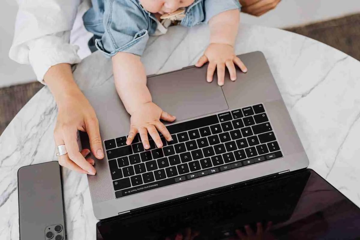 Moms working from home with baby