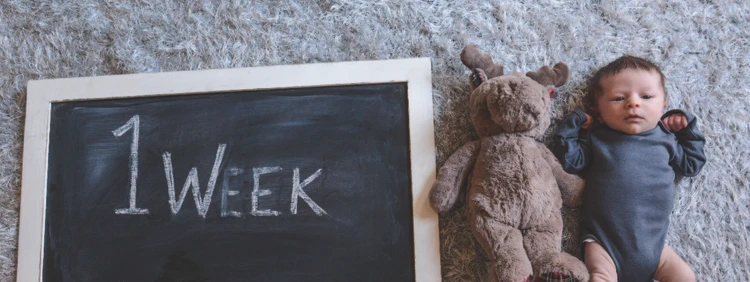 1 Week Old Baby: Feeding, Care, Sleep & What to Expect