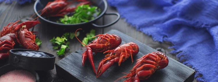 Can Pregnant Women Eat Crawfish?