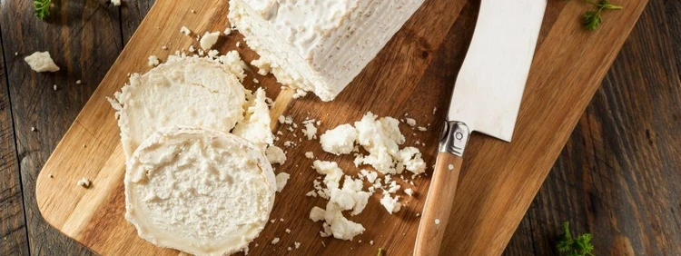 Can You Eat Goats Cheese When Pregnant? | Peanut