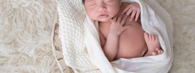 40+ Precious Baby Names That Mean Pearl